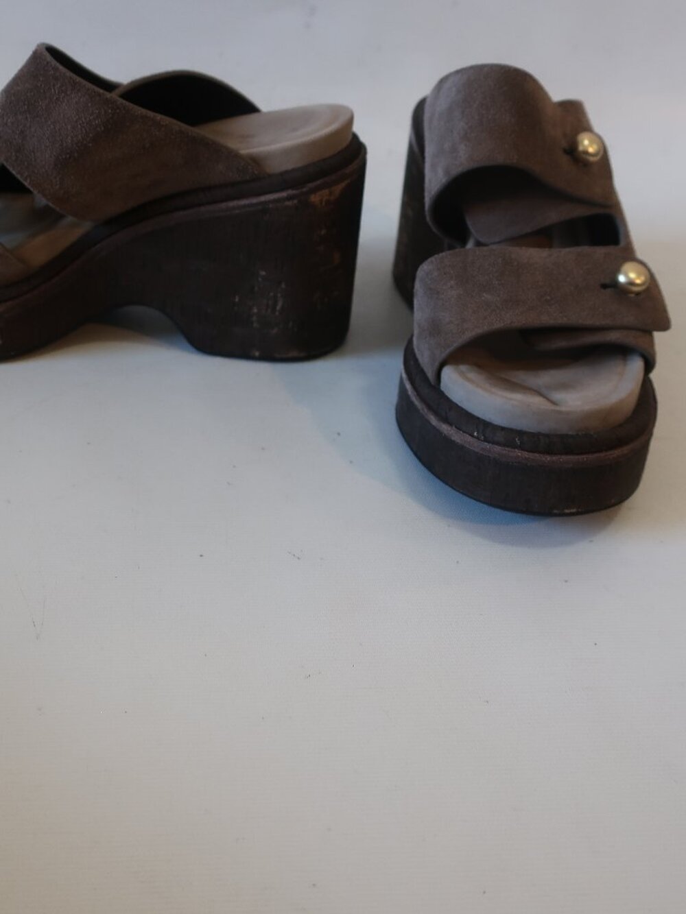 Womens Rag & Bone Taupe Suede Gold Button Platform Wedge Slide Sandals 39 US/9 - Picture 8 of 14
